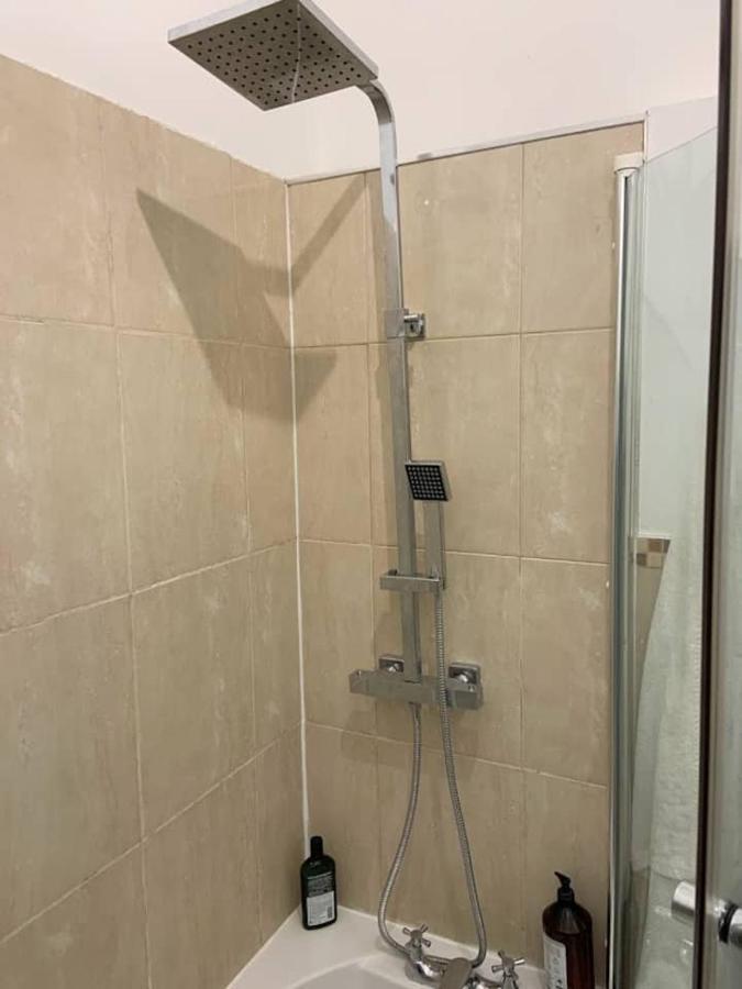 Lovely Spacious 1-Bedroom Flat In Tufnell Park Close To Central London Eksteriør billede
