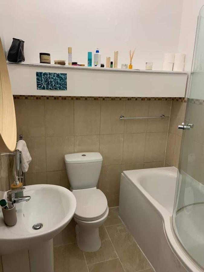 Lovely Spacious 1-Bedroom Flat In Tufnell Park Close To Central London Eksteriør billede