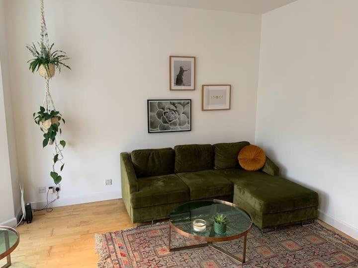 Lovely Spacious 1-Bedroom Flat In Tufnell Park Close To Central London Eksteriør billede